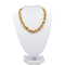 Les colliers de bijoux de mode d'or tordent les bijoux extérieurs lisses de conception